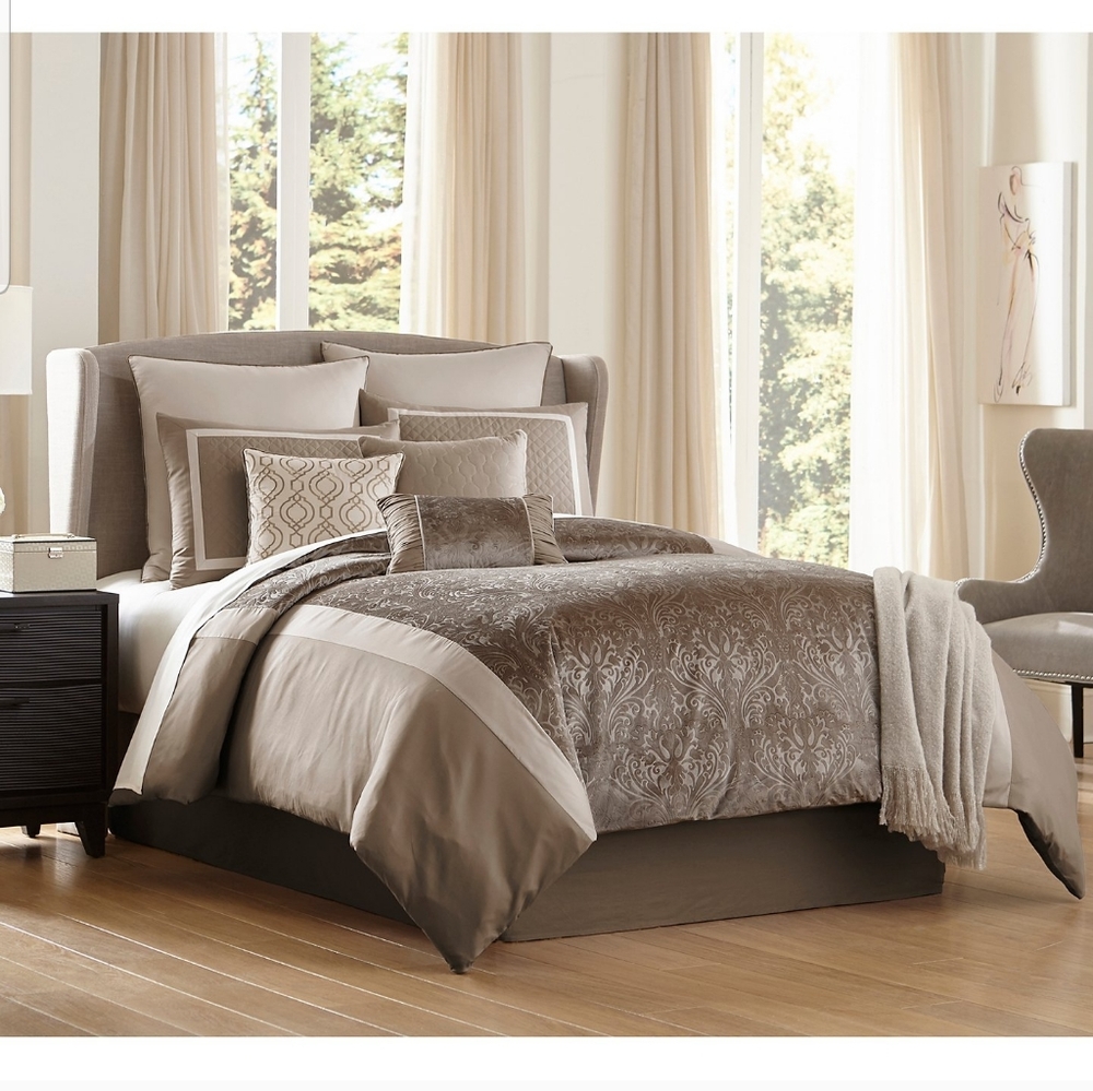 Janette 10 pieces bed set